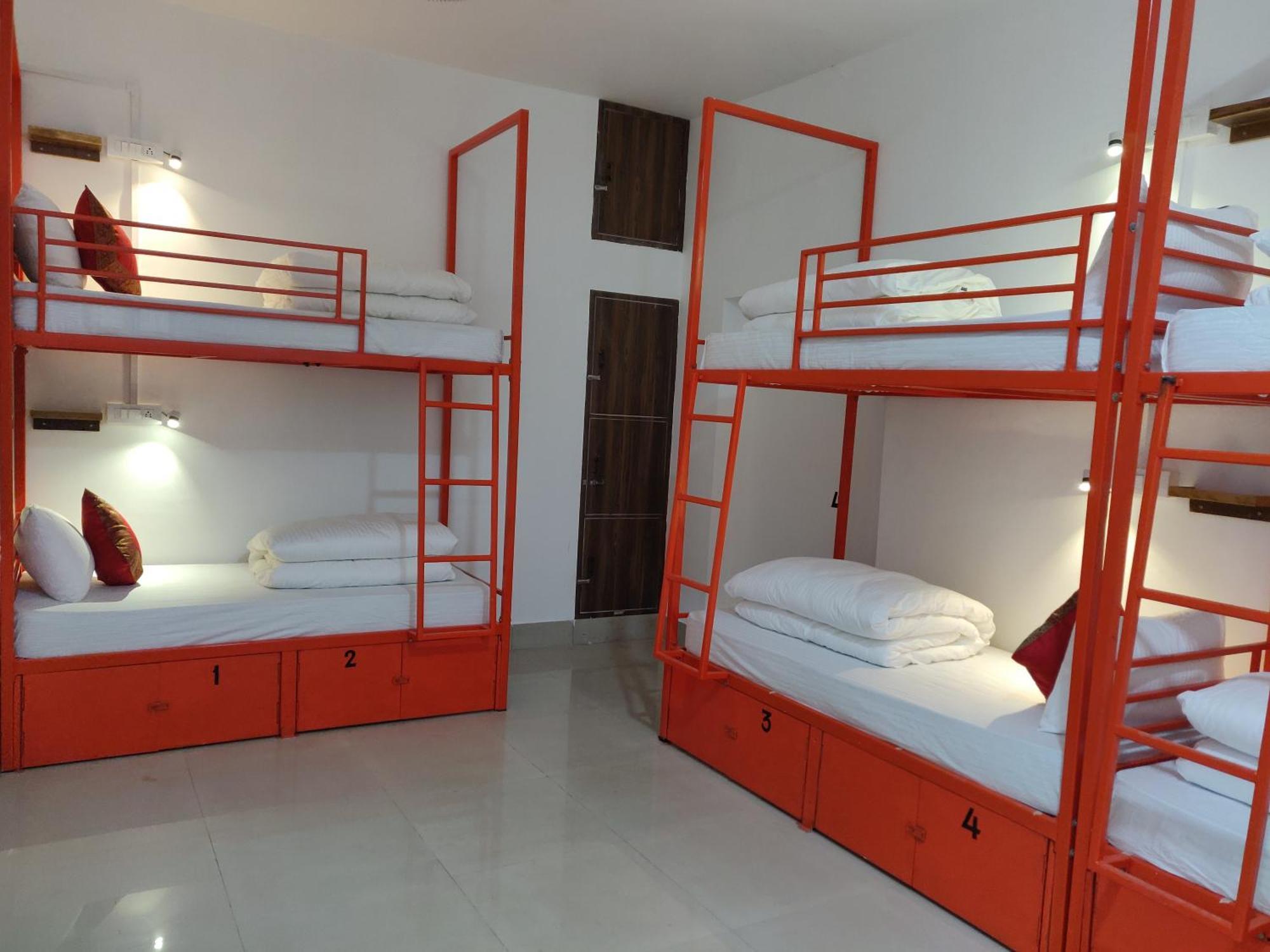Live Free Hostel Váránaszi Kültér fotó